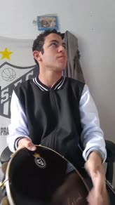 BRINCANDO DE SAMBA DE RODA 