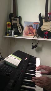Dou a vida por um beijo ( Cante ) Play